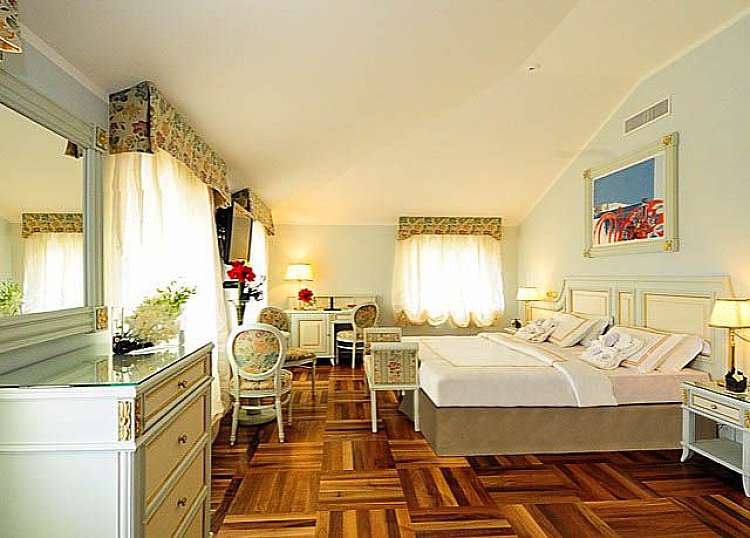 Hotel de Paris Sanremo con risparmio fino al 56%