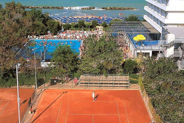 Serena Majestic Hotel Residence