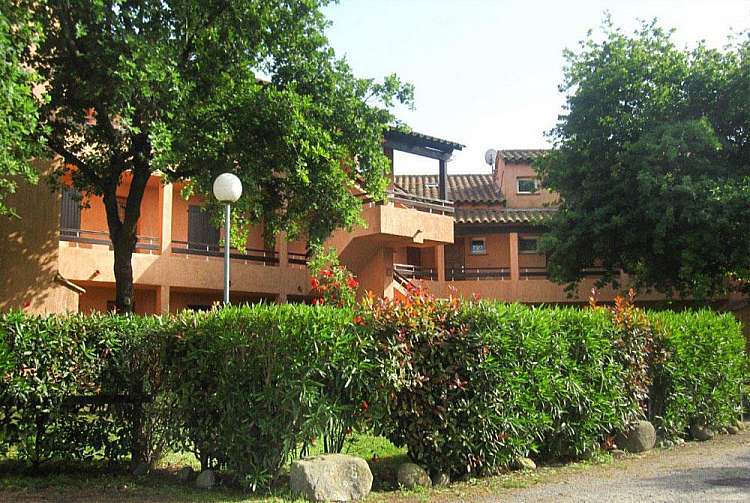 Complesso Residenziale Marina Corsa