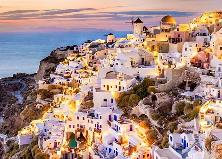 Vacanza a Santorini con sconto fino al 40%