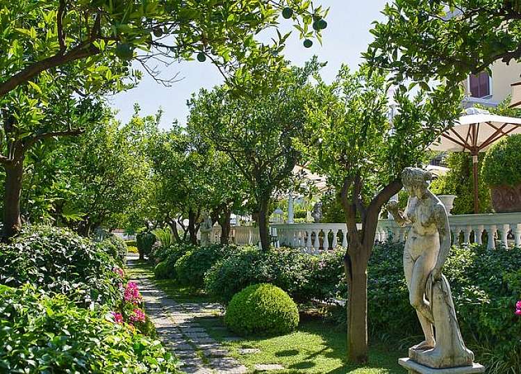 Vacanza a Castellammare di Stabia in Hotel a 4*