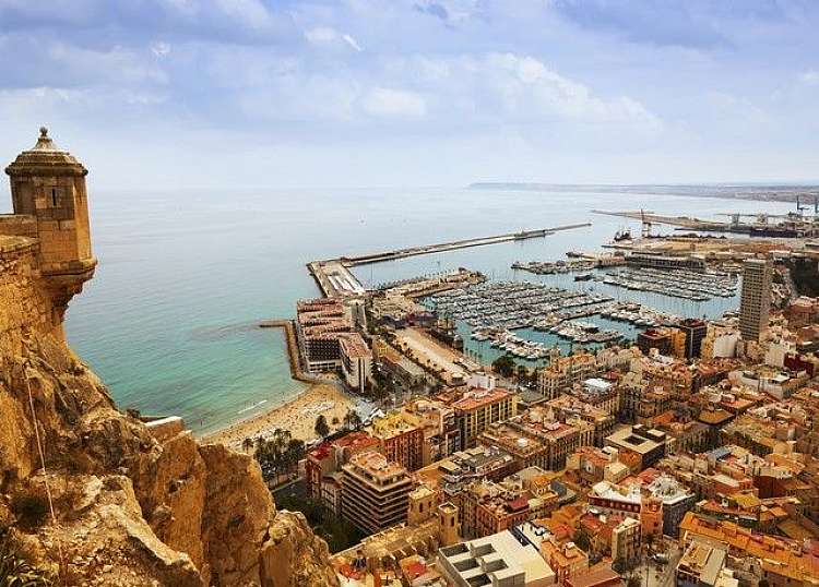 Estate ad Alicante con sconto fino al 56%