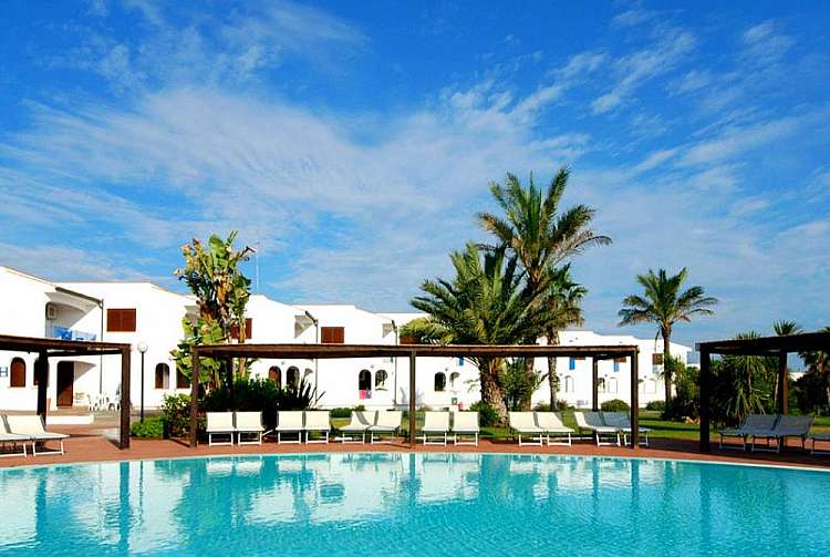 Puglia_Carovigno_Hotel Club Santa Sabina