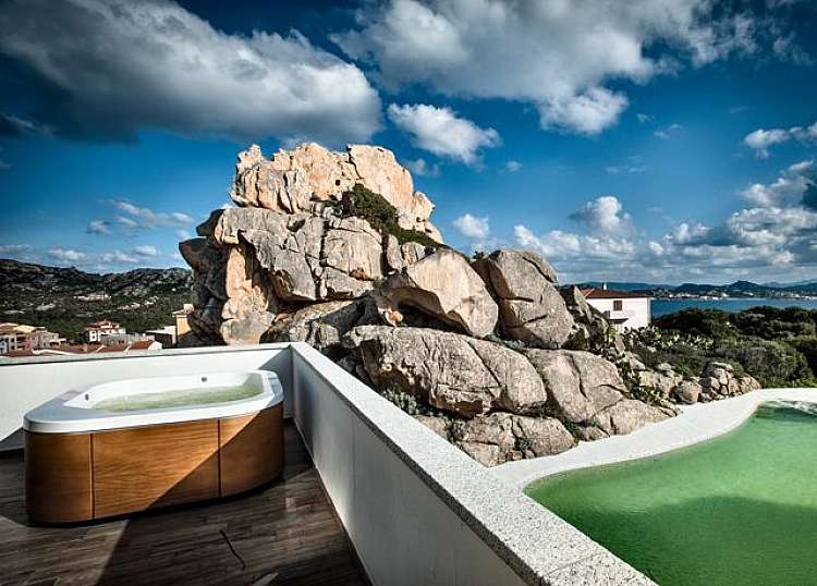 Vacanza in Sardegna con sconto fino al 71%