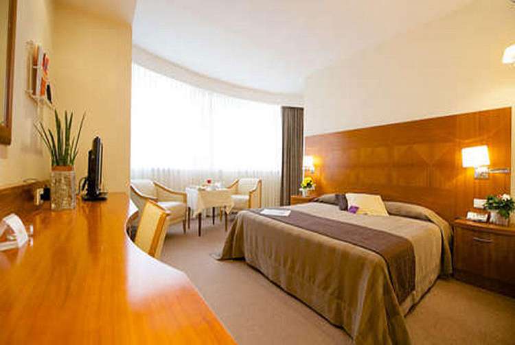 Camera Hotel Four Points by Sheraton