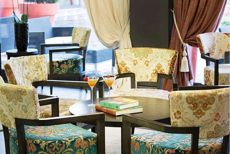sale relax hotel