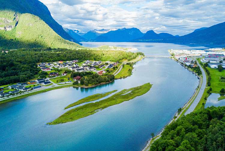 Andalsnes