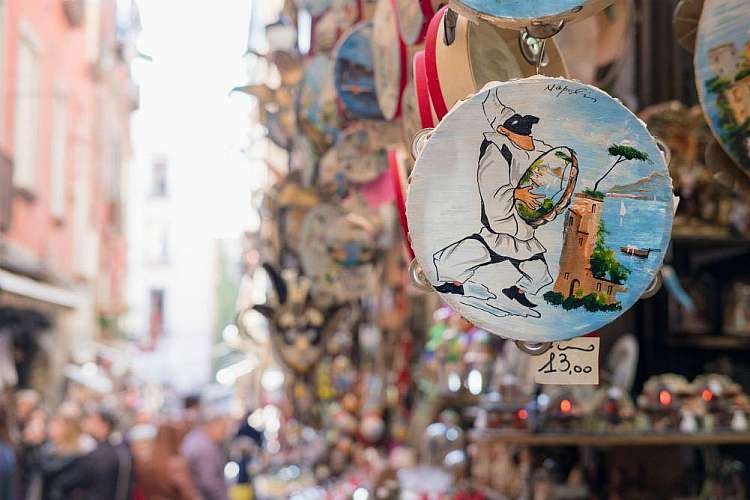 Offerte San Valentino Napoli: la città partenopea ti aspetta da soli 42 euro