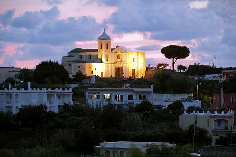Offerte weekend Ischia: scopri la perla delle isole Flegree
