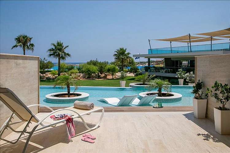 piscina suite