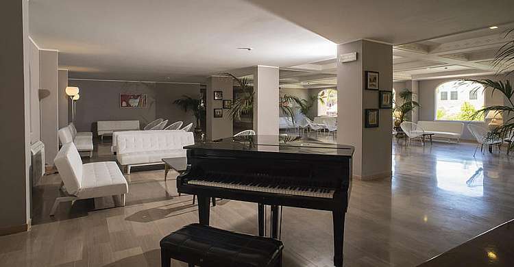 Hopps Hotel ****