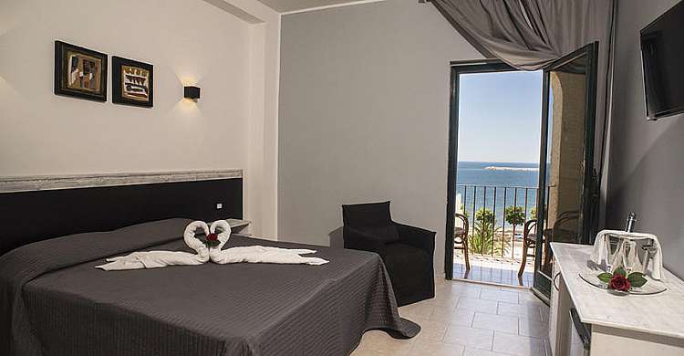 Camera Hopps Hotel ****
