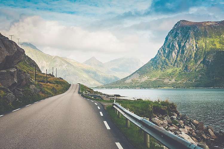 Norvegia in estate. Viaggio in auto da Tromsø fino alle isole Lofoten
