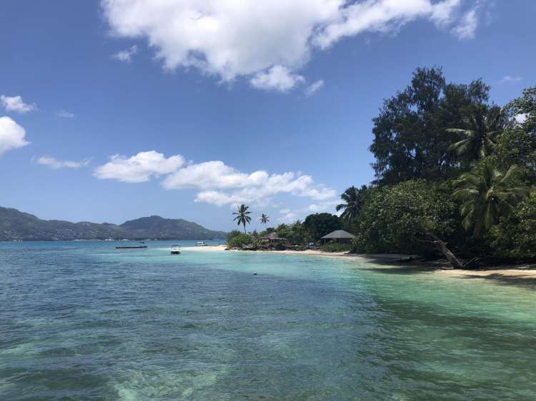 Cerf Island 