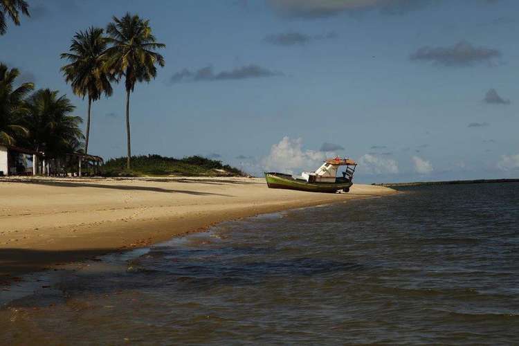 Praia de Baia da Traiçao
