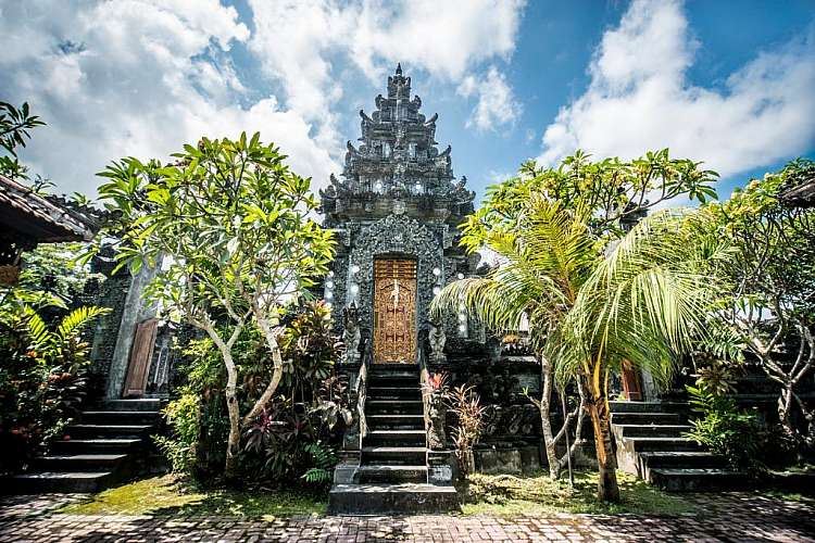 Tour in Indonesia in estate: 12 notti + voli A/R ad agosto 2019!