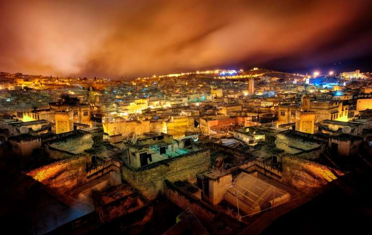 Medina di Fez di Notte