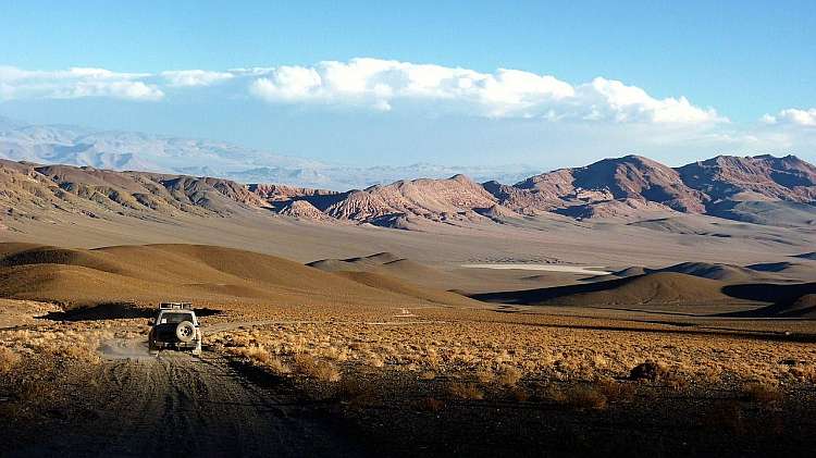 Fly & Drive negli sconfinati paesaggi nel Nord del Cile