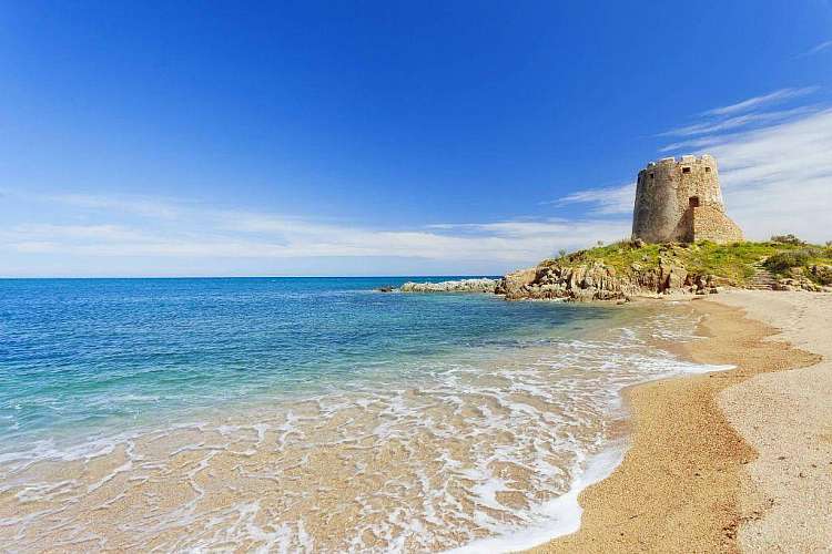 Tour E-Bike da sogno in Sardegna: 8 giorni (7 notti) da 910 euro