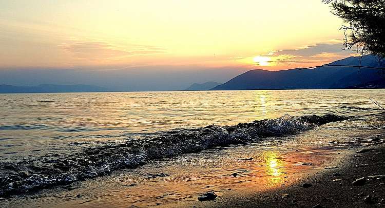 Evia: L'isola Della Pace in una Grecia Autentica da 980 euro (A)