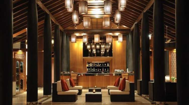 bar