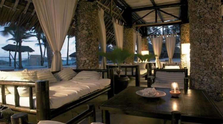 Hall Resort