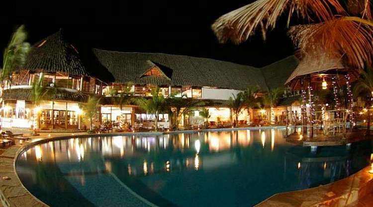 Notte in piscina