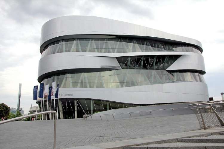 Stoccarda - Museo Mercedes Benza