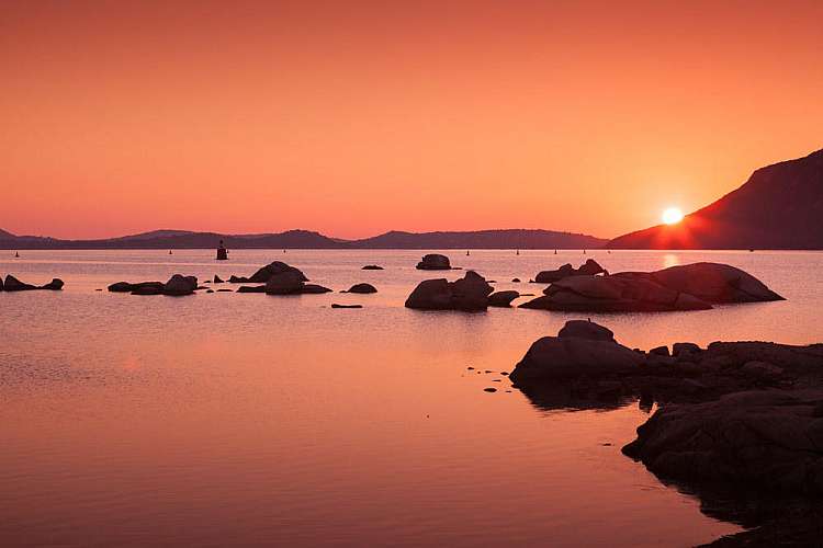 Tour in moto in Corsica: 8 giorni in moto tutto incluso da €1.399