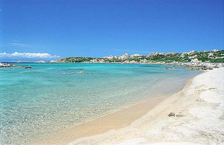 Tour in moto in Sardegna: 8 giorni sull'isola da € 1499
