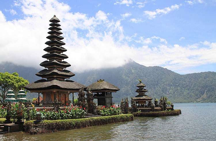Viaggio combinato Bangkok + Bali 13 giorni e 10 notti in Hotel 4*