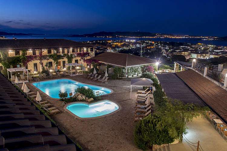 Estate Magica 2020 in Sardegna: Hotel Palau **** a partire da 375 €