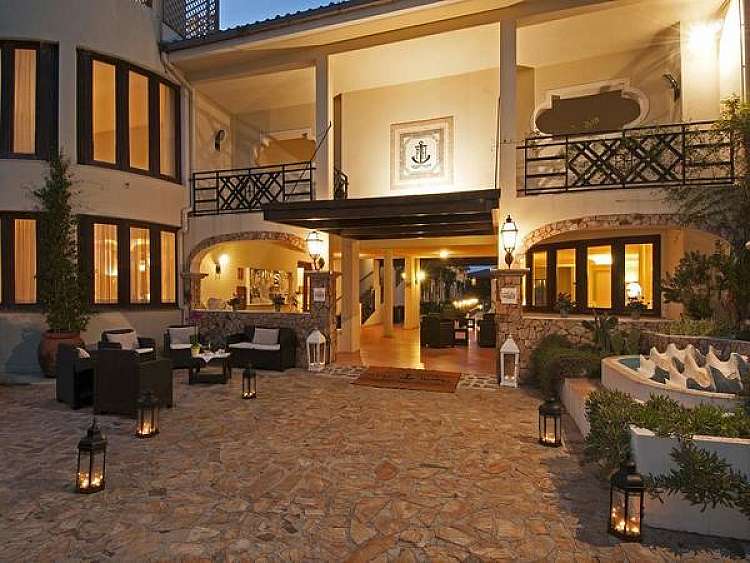 Estate Magica 2020 in Sardegna: Hotel Palau **** a partire da 375 €