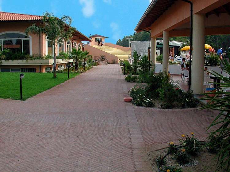 Vacanza di 1 settimana in villaggio esclusivo a Pizzo Calabro