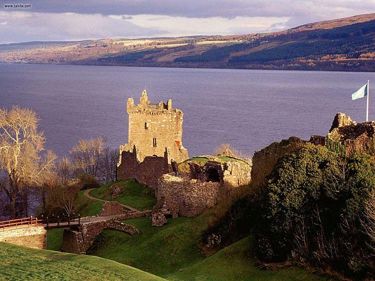 Tour in auto delle Highlands e delle Orcadi (fly & drive)