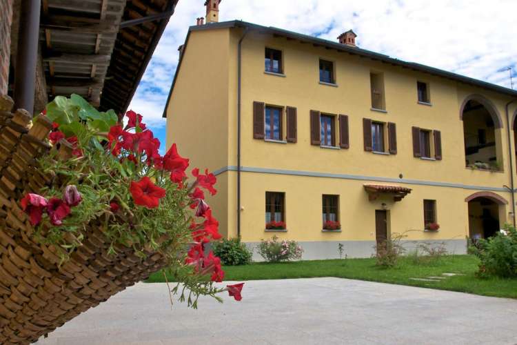 Cascina