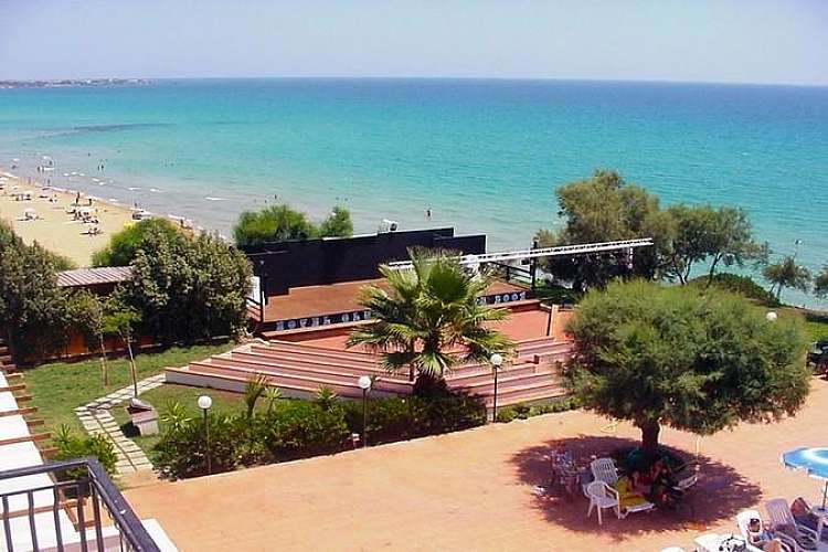 Estate Sicilia 2020 al Futura Style Helios di Noto Marina da 349 €