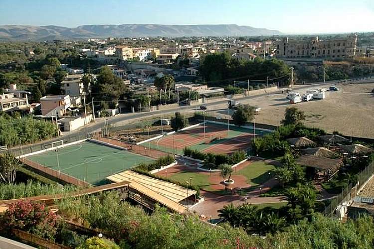 Estate Sicilia 2020 al Futura Style Helios di Noto Marina da 349 €