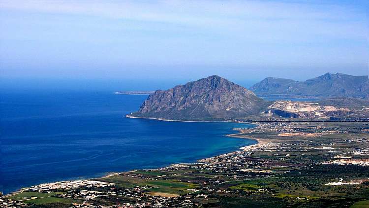 Speciale mare Sicilia: il borgo di Erice con tour in barca da Trapani!