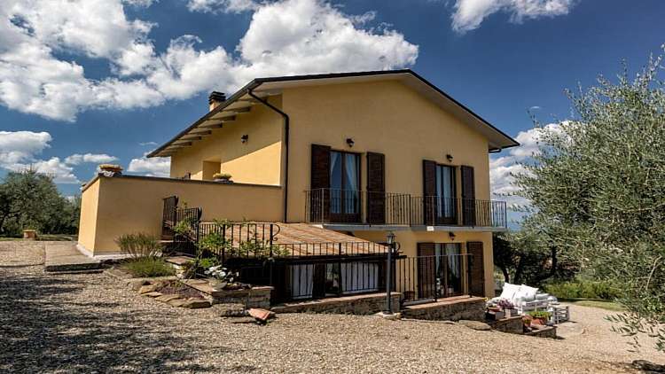 LUCIGNANO, GUSTO E NATURA IN VALDICHIANA A 2 PASSI DALLE CRETE SENESI