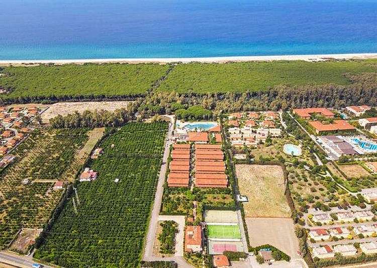Futura Club La Praya - 7 notti in pensione completa a 550 euro