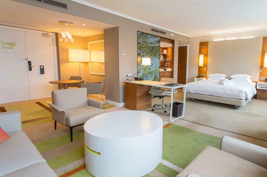 Capodanno a Barcellona: soggiorno di lusso al Hilton Barcelona da 418€