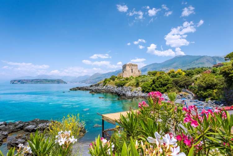 Vola in Calabria con sconto fino al 33%
