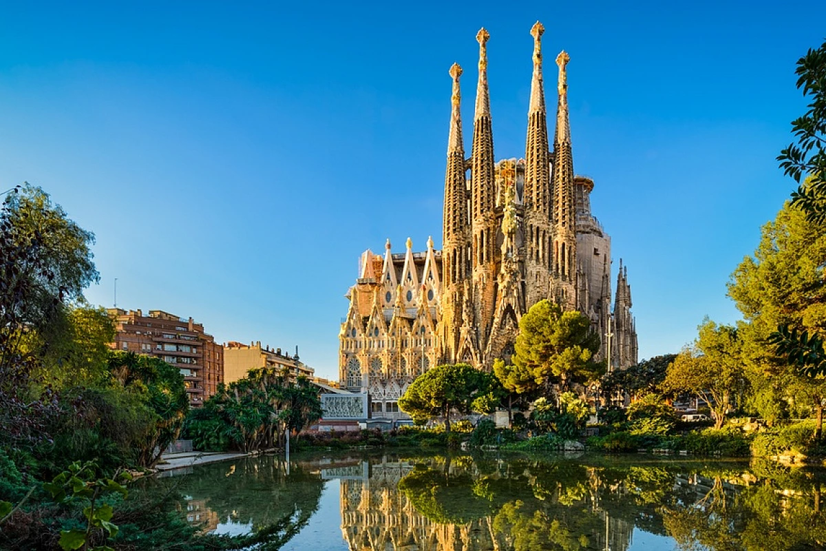 Voli a/r a Novembre per Barcellona da 134 euro