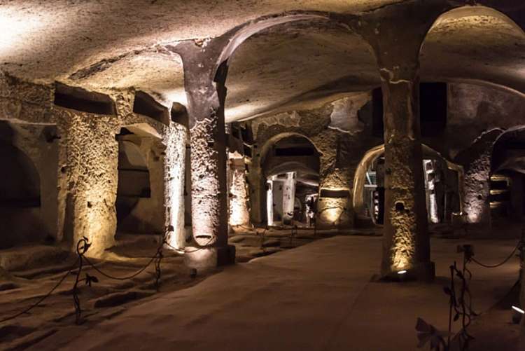 Alla scoperta di Napoli sotterranea
