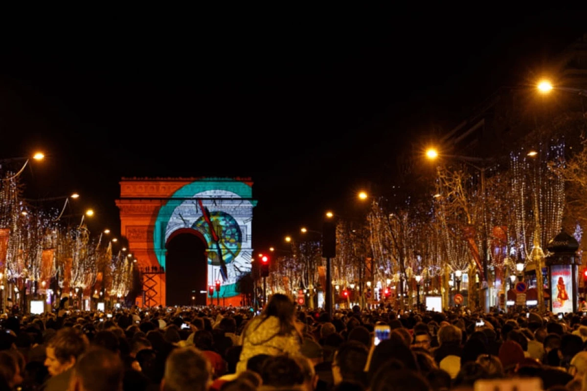 Capodanno romantico a Parigi: vola verso la città dell'amore