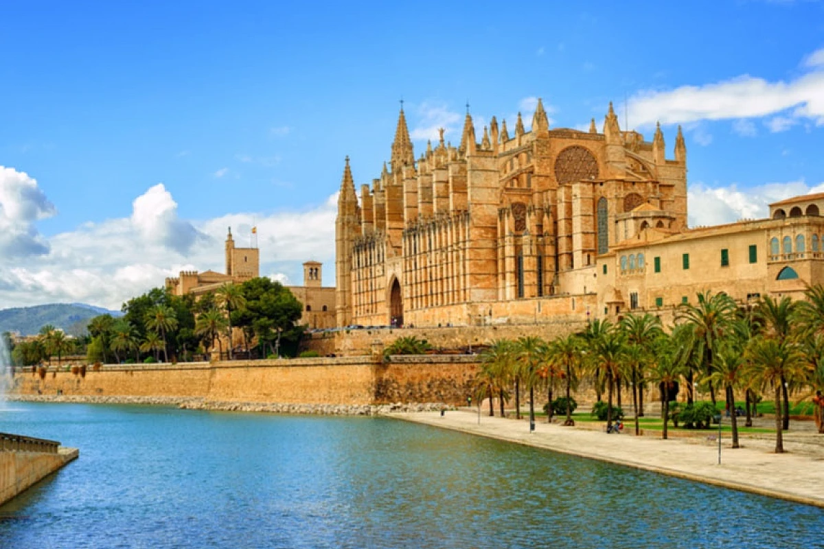 Da Marsiglia a Palma fino a Cagliari: Mediterraneo coast to coast