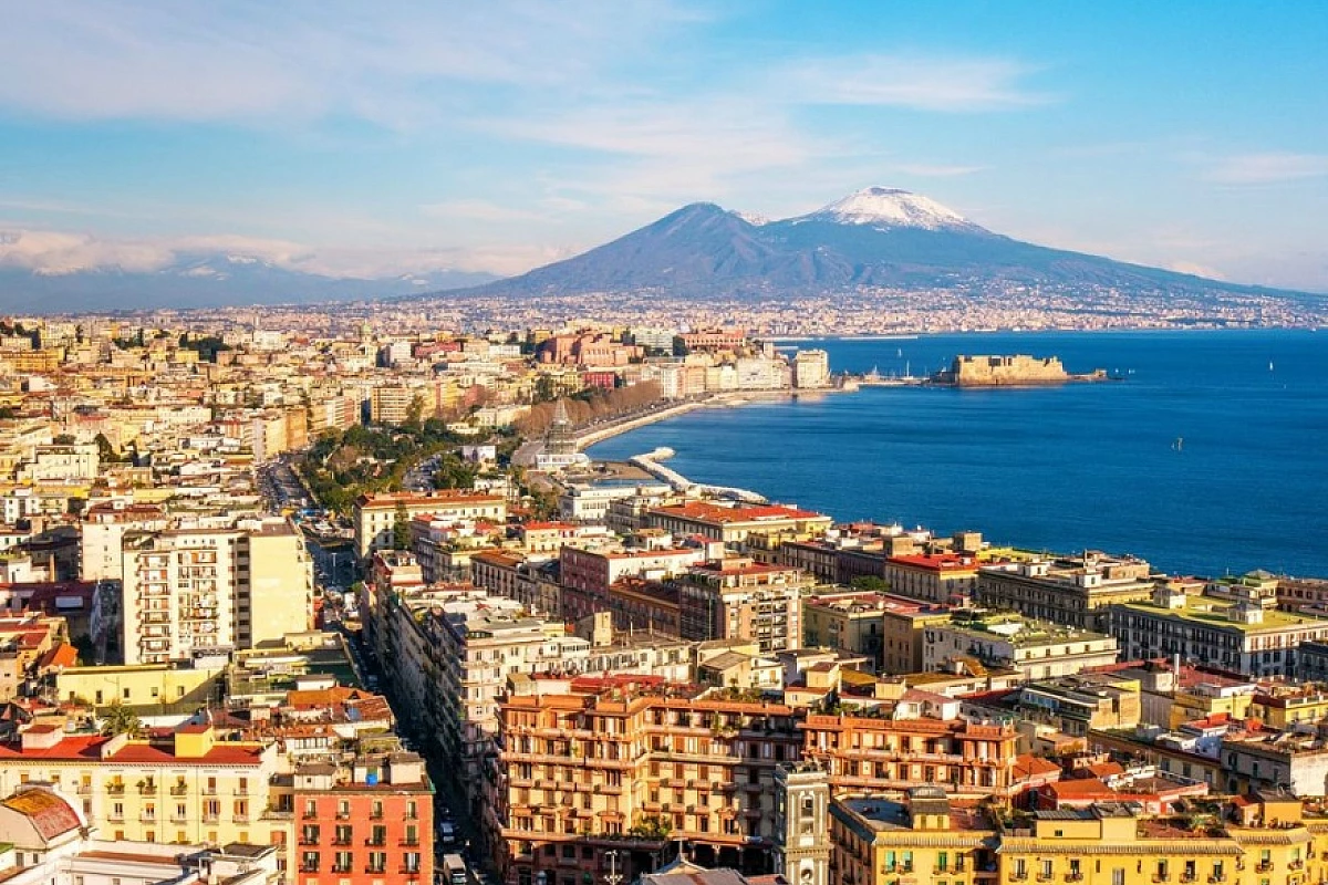 Weekend a Napoli: una fuga indimenticabile nella città dei presepi