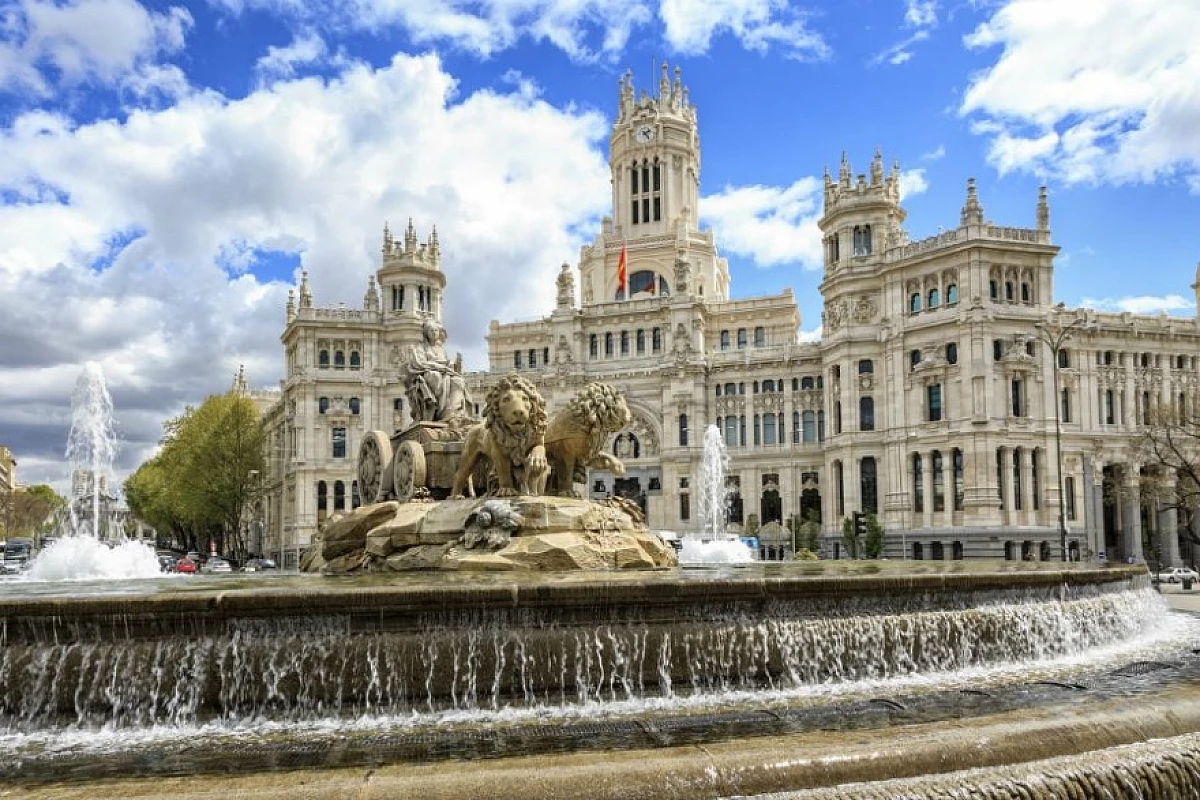 Weekend a Madrid: voli A/R + 2 notti in hotel per 2 persone da 389 euro