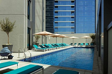 Rove Dubai Marina di Dubai: 20-25 aprile 2019 con voli A/R da 890 euro solo colazione